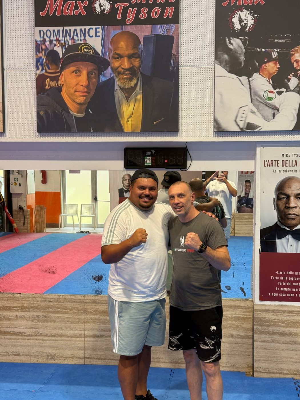 Max Reppucci con ospite VIP alla Pro Evolution Fight